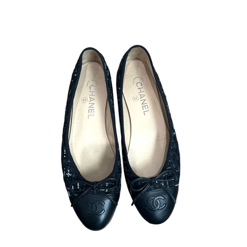 Chanel Ballerina Ribbon Tweed Cap Toe Ballet Flats In Black EU 39